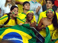 Brasilianische Fußballfans, Foto: dpa