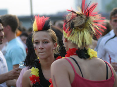 Fans in der MainArena, Foto: hr/Mario Hornitschek